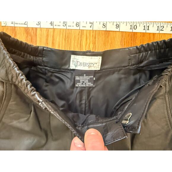 Diversity vintage leather pant size 8 Black Pleated 100% genuine leather pants - Picture 3 of 12